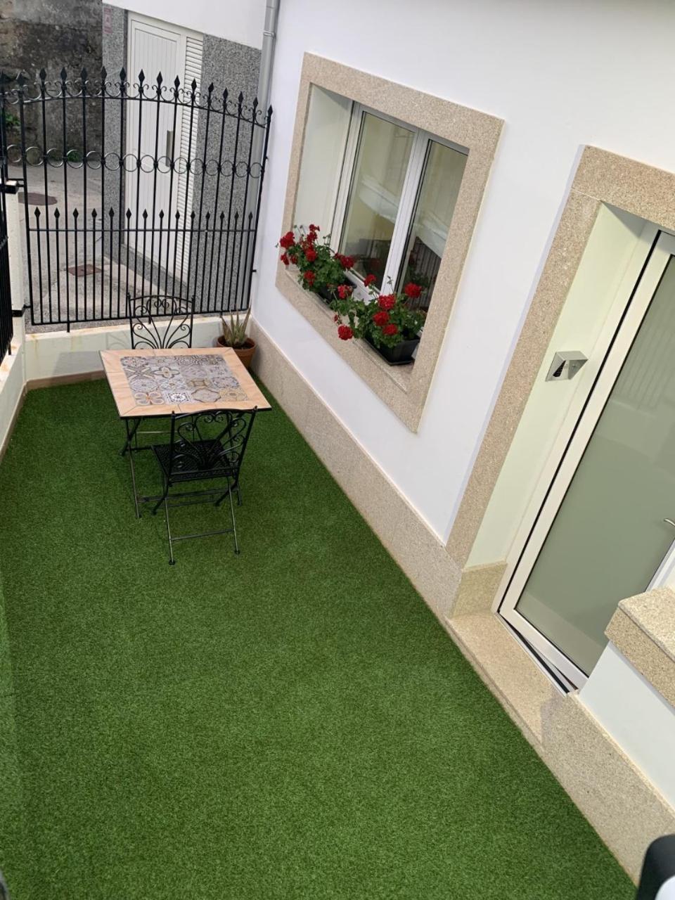 Apartamentos San Lazaro Santiago de Compostela Exterior foto